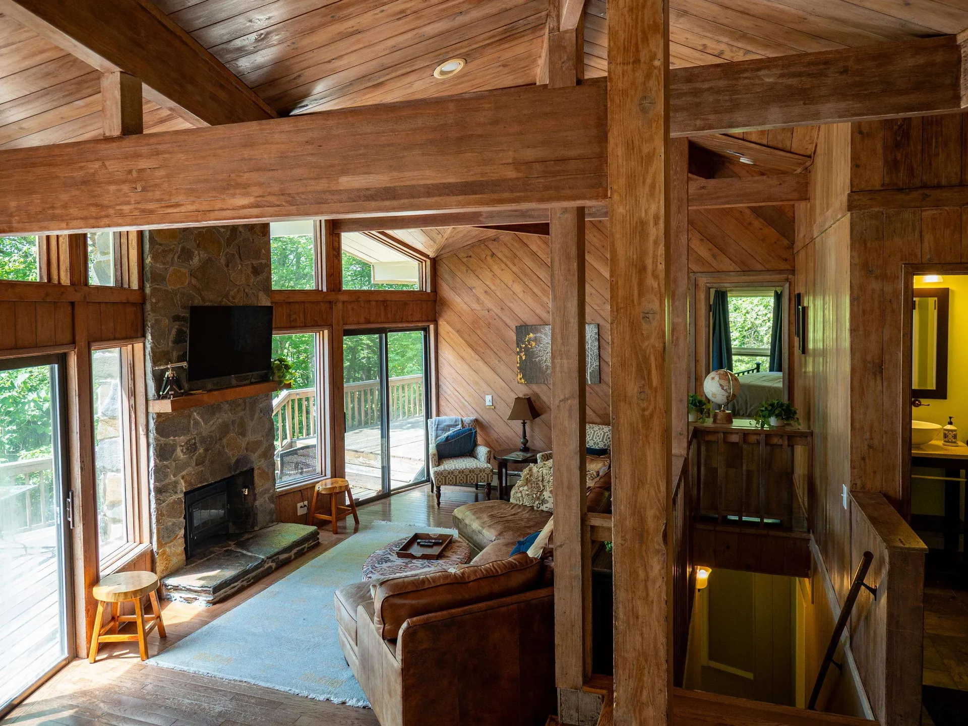 166 Robbins Hill Hartford VT 05059