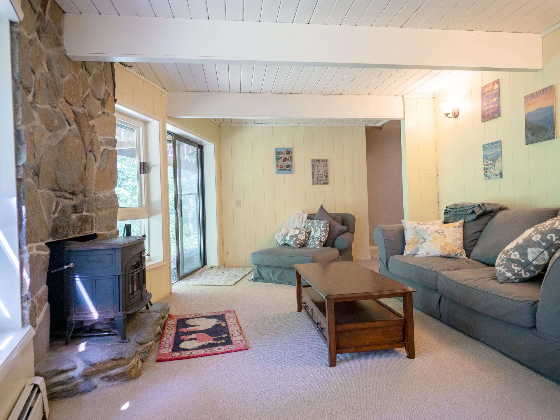 166 Robbins Hill Hartford VT 05059