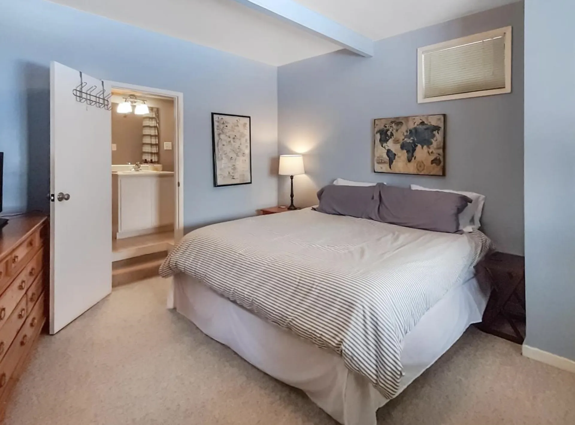 166 Robbins Hill Hartford VT 05059