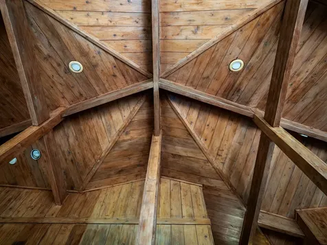 166 Robbins Hill Hartford VT 05059