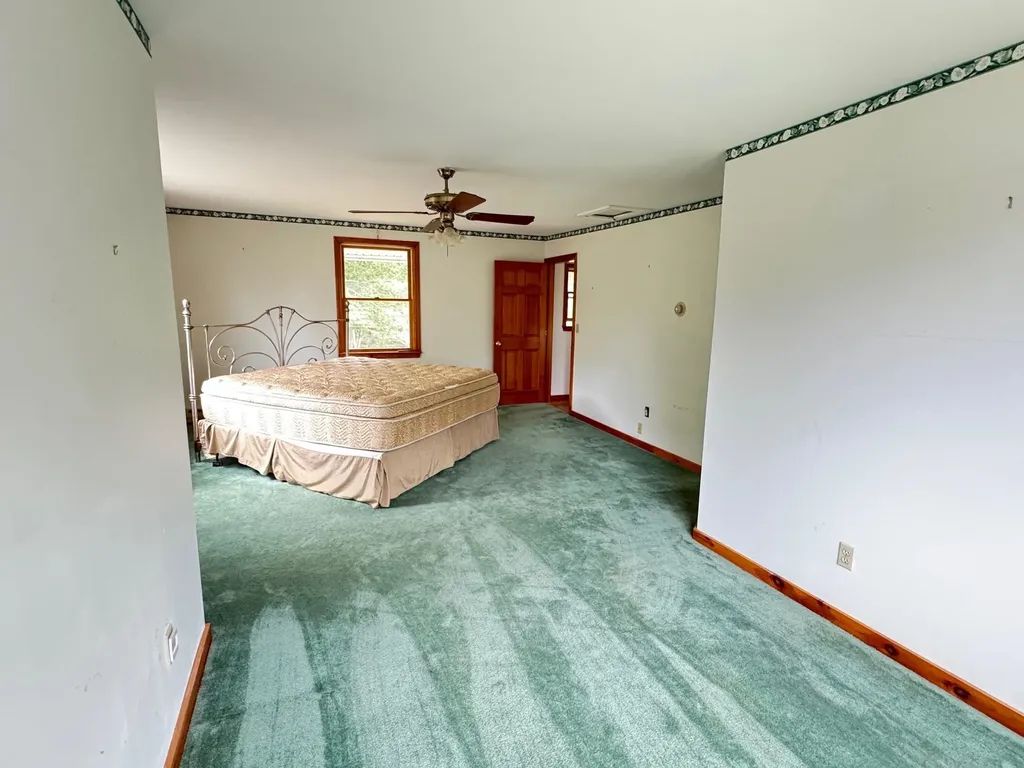 390 Stage Road Nottingham NH 03291