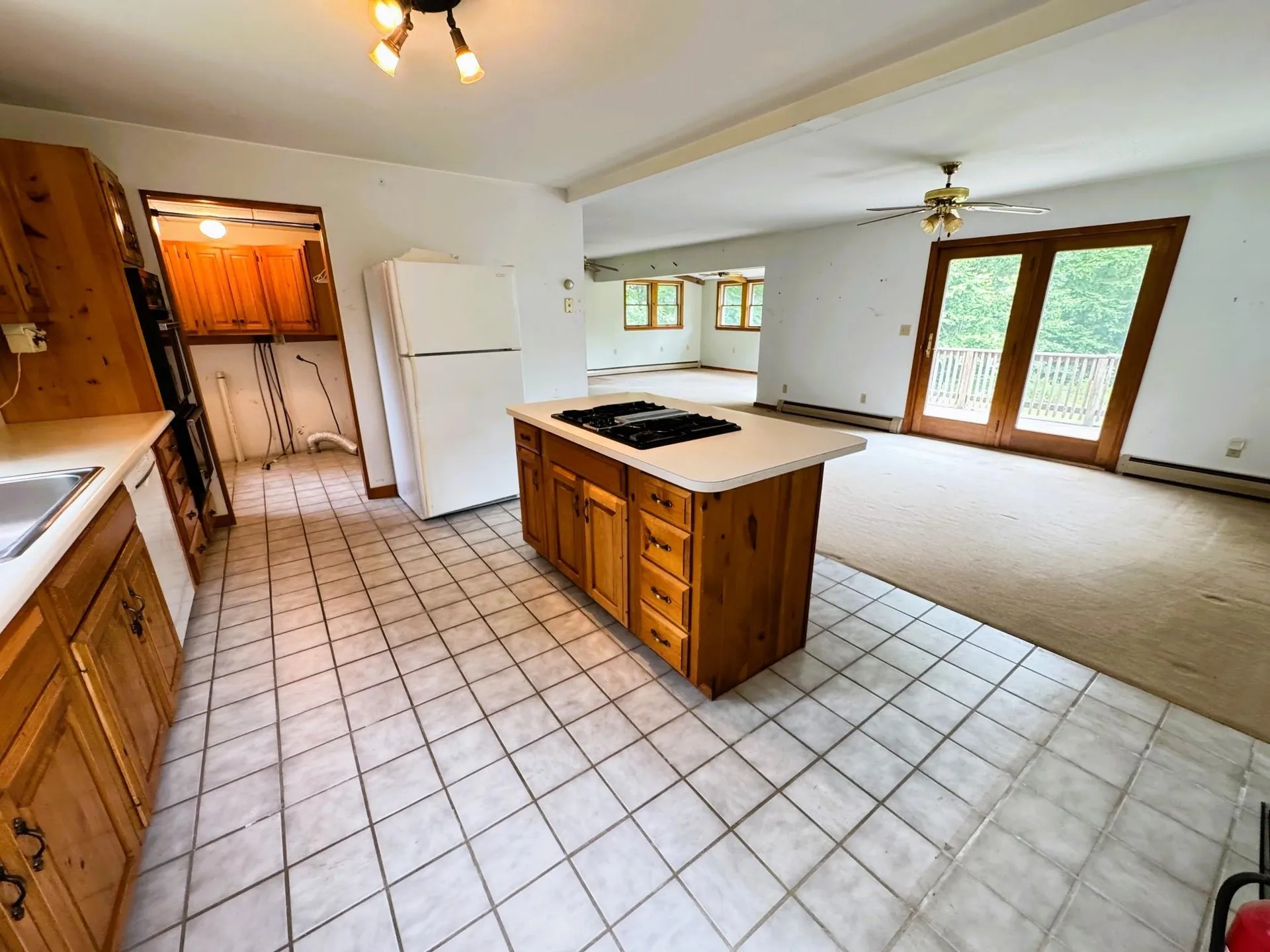 390 Stage Road Nottingham NH 03291