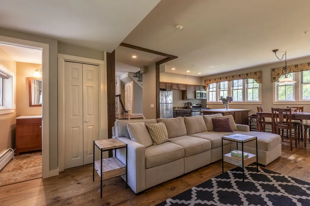 1589 Main Street Cavendish VT 05142