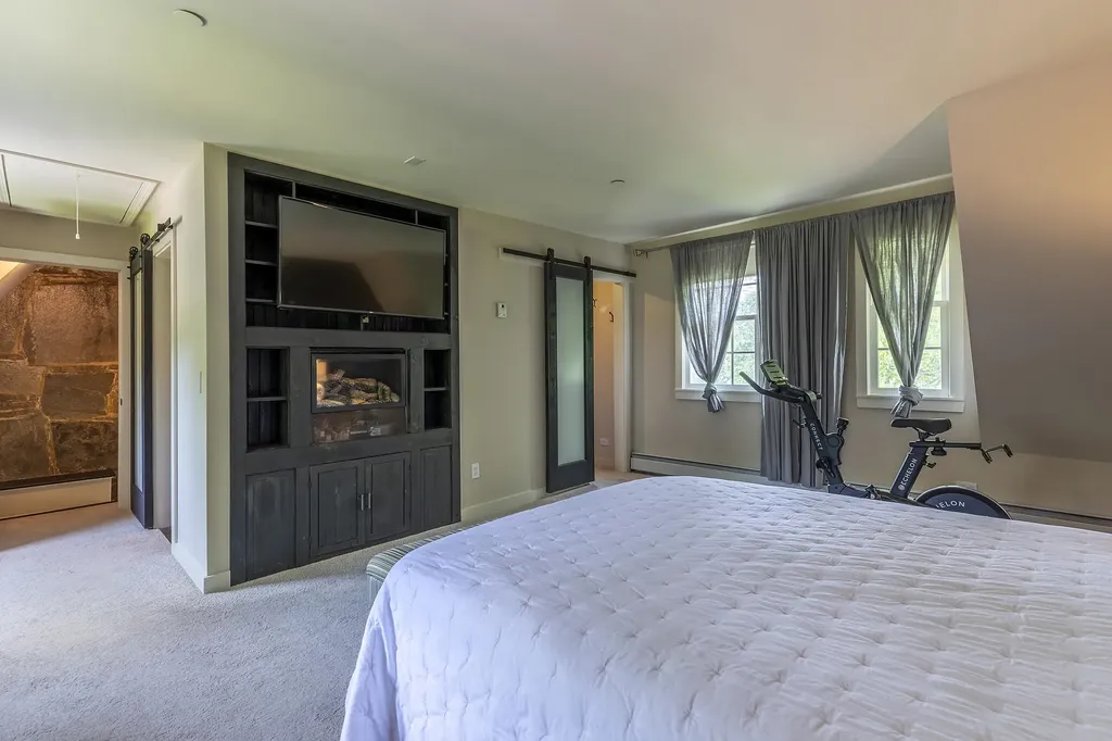 1589 Main Street Cavendish VT 05142