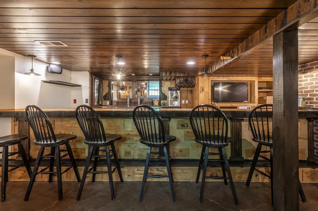 1589 Main Street Cavendish VT 05142