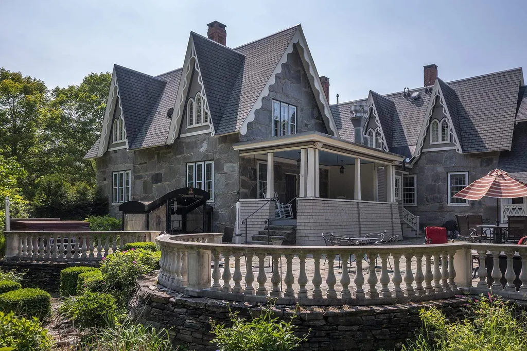 1589 Main Street Cavendish VT 05142