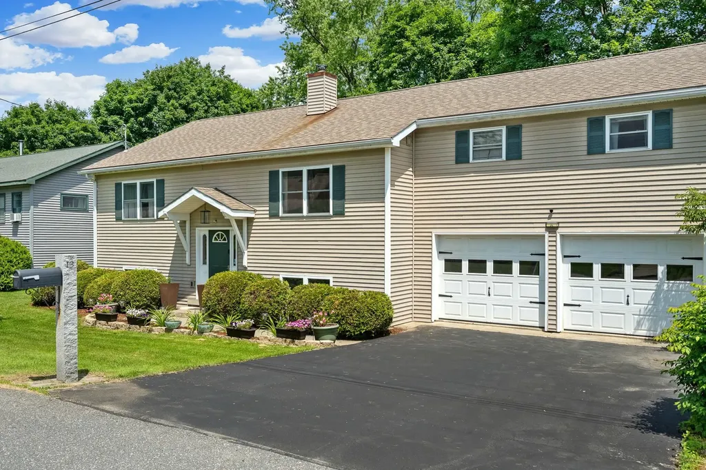 13 Queen Street Barre City VT 05641