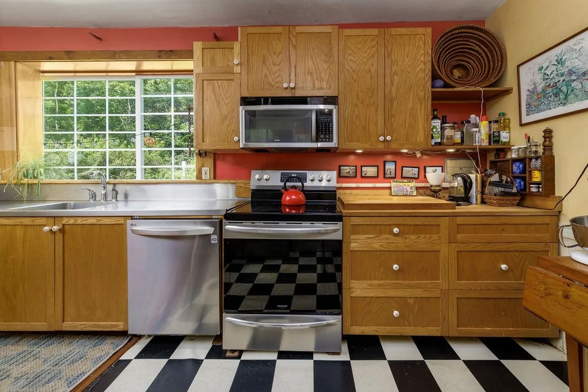 5717 Us Route 5 Thetford VT 05054