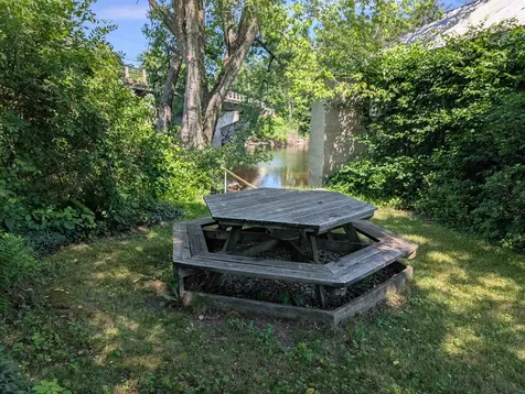 Penacook Road Hopkinton NH 03229