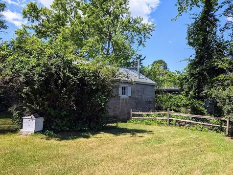 Penacook Road Hopkinton NH 03229