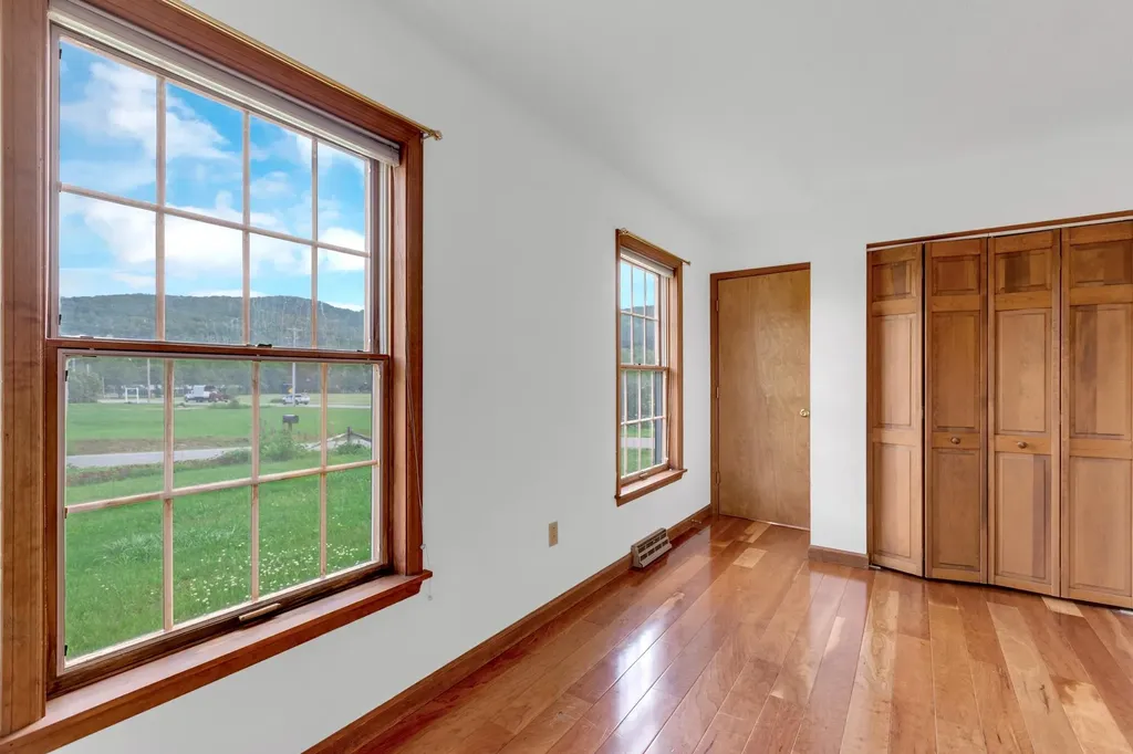 17 Bixby Road Ludlow VT 05149