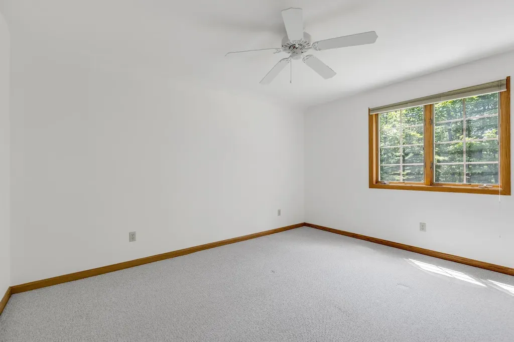 17 Bixby Road Ludlow VT 05149