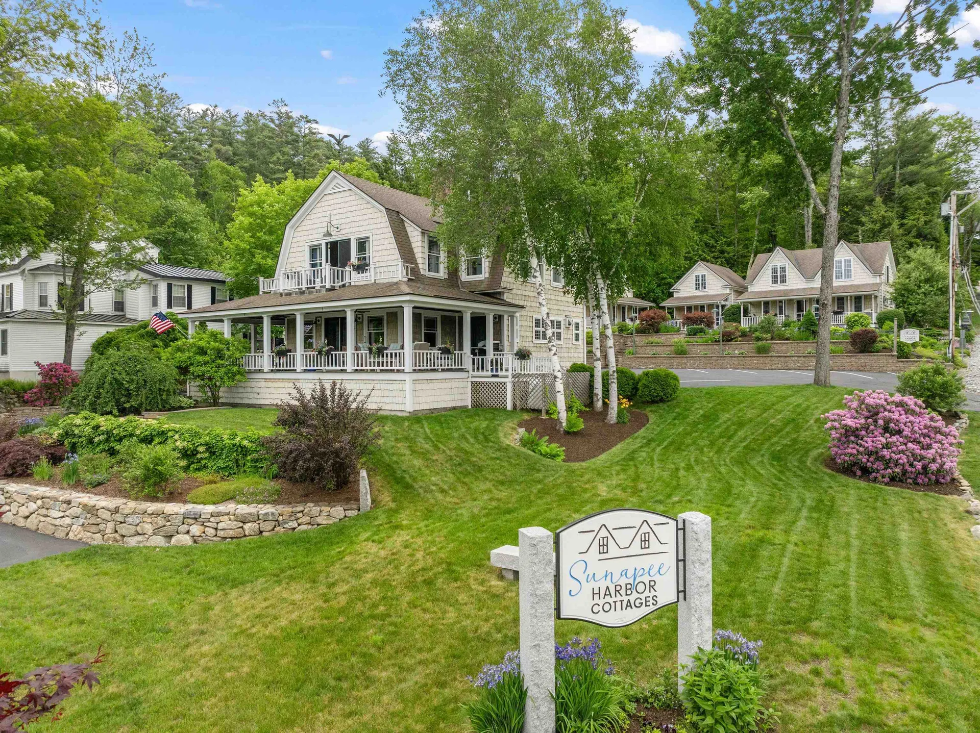 4 Lake Avenue Sunapee NH 03782-2613