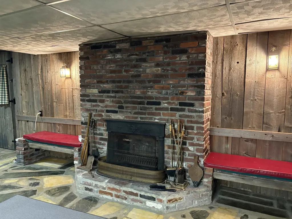 822 Center Street Lyndon VT 05851