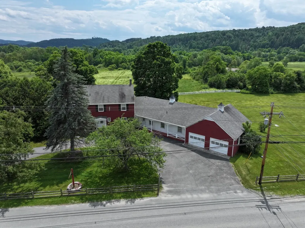 822 Center Street Lyndon VT 05851
