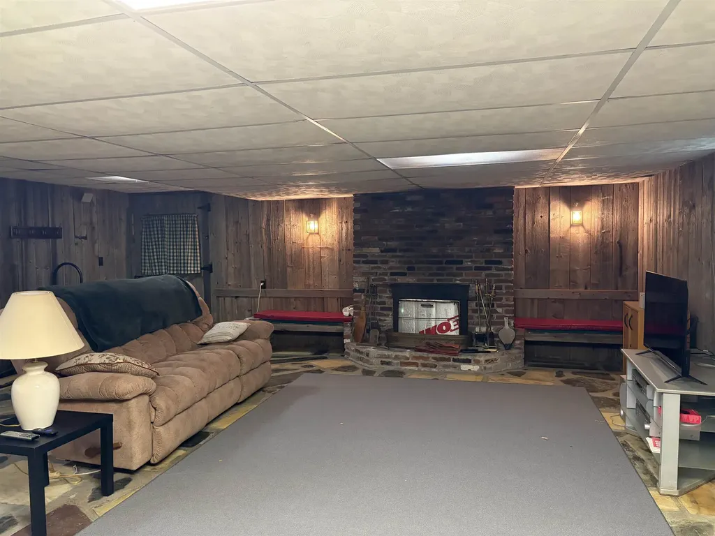 822 Center Street Lyndon VT 05851