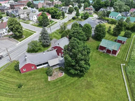 822 Center Street Lyndon VT 05851