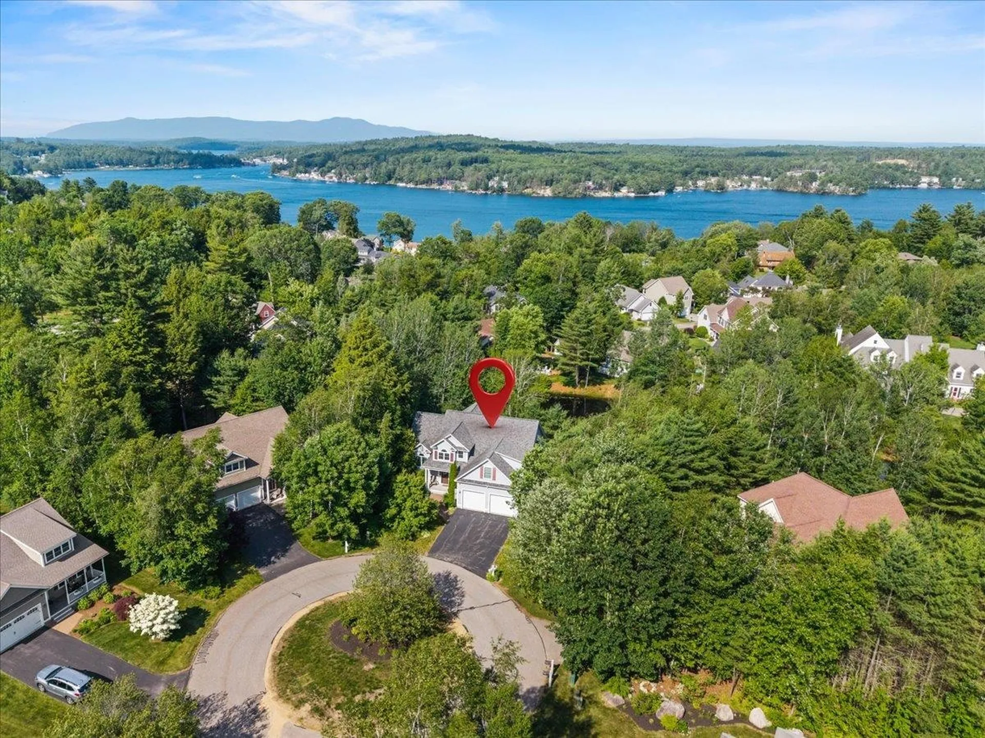 23 Surrey Lane Laconia NH 03246