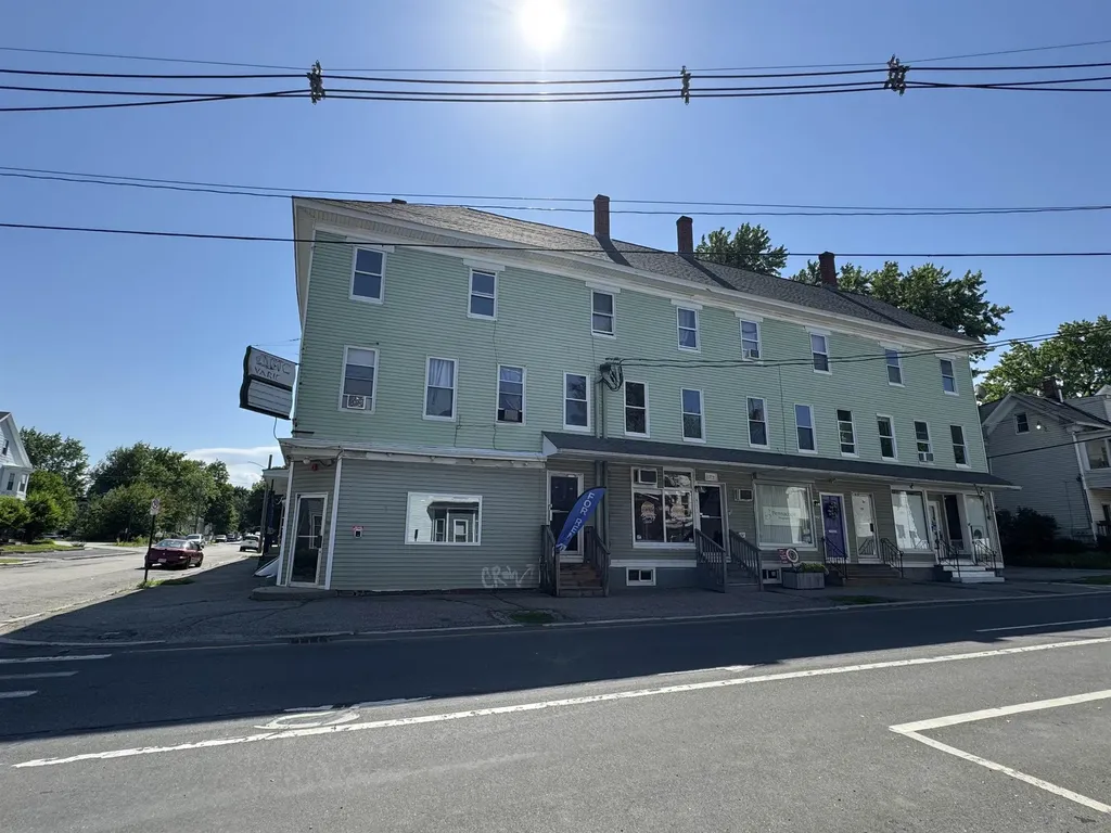 659 Chestnut Street Manchester NH 03104