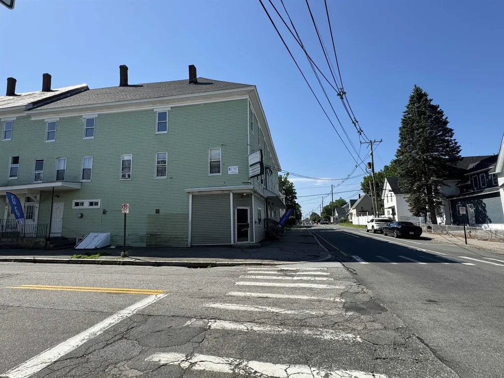 659 Chestnut Street Manchester NH 03104