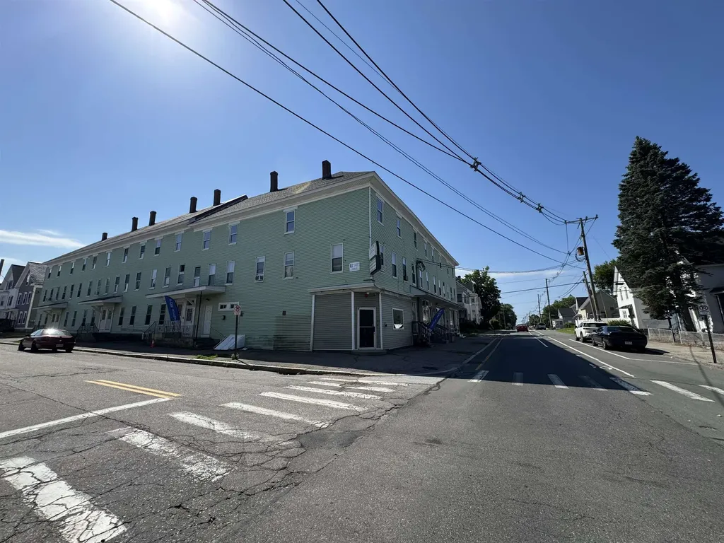 659 Chestnut Street Manchester NH 03104