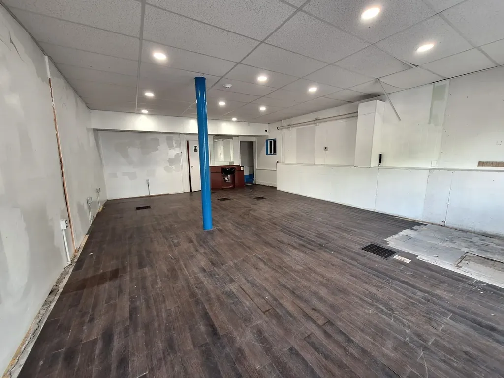 659 Chestnut Street Manchester NH 03104