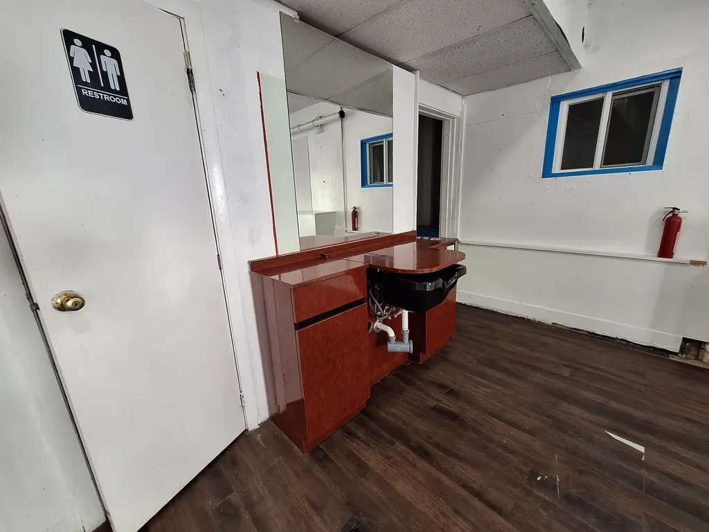 659 Chestnut Street Manchester NH 03104