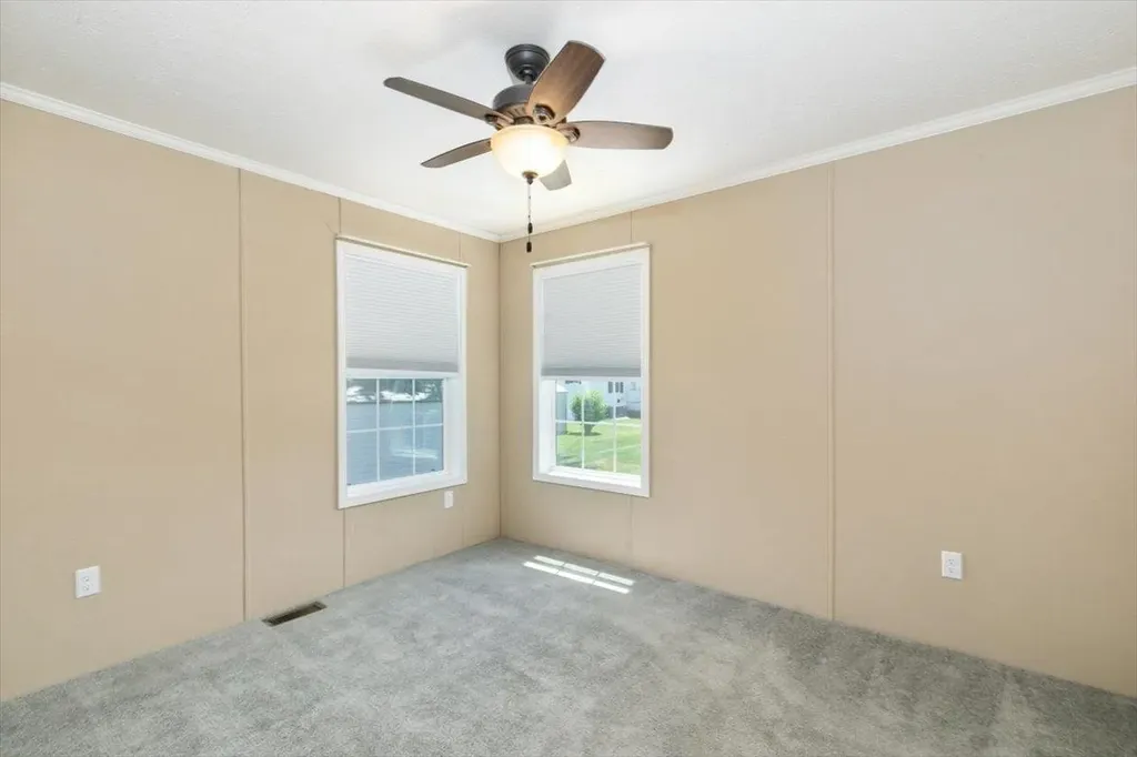 82 Caddy Drive Salem NH 03079