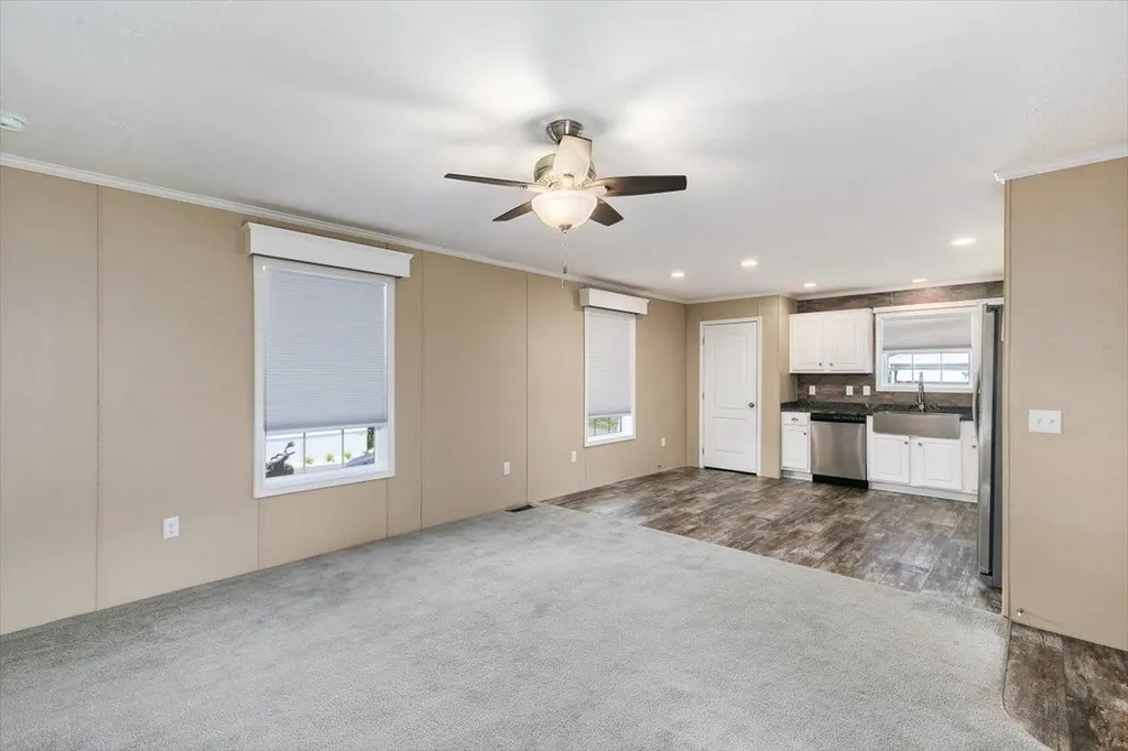 82 Caddy Drive Salem NH 03079