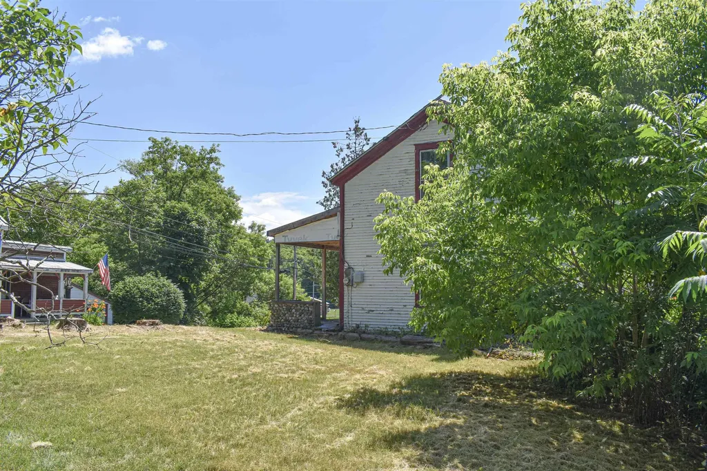 71 Maple Street Brandon VT 05733