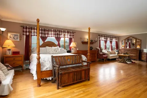 445 Canterbury Road Manchester VT 05255