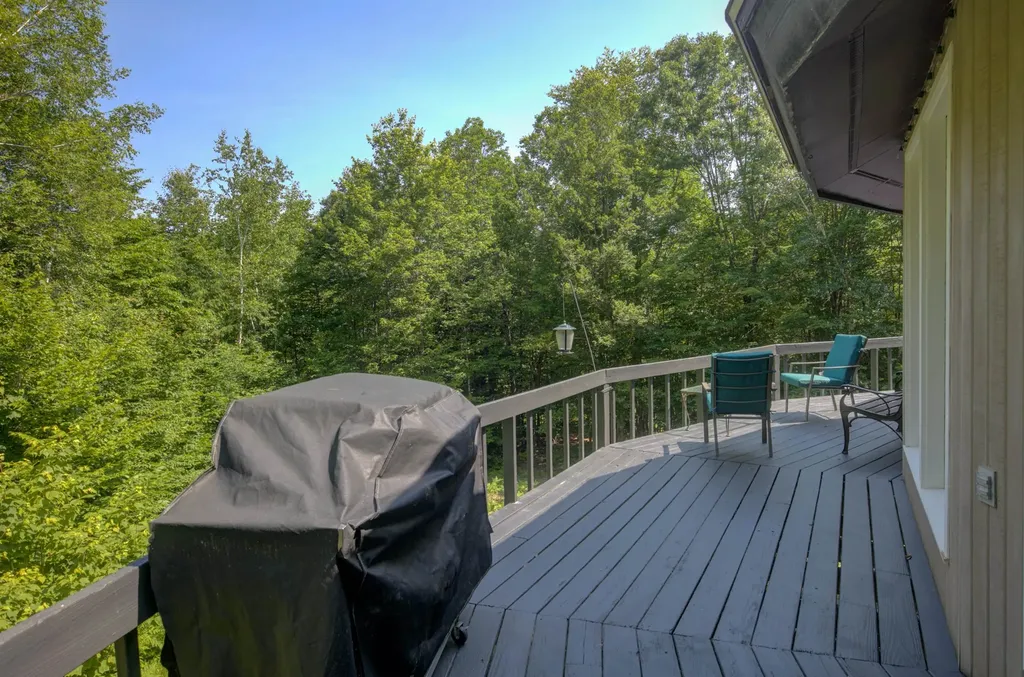 24 Amars Place Conway NH 03818