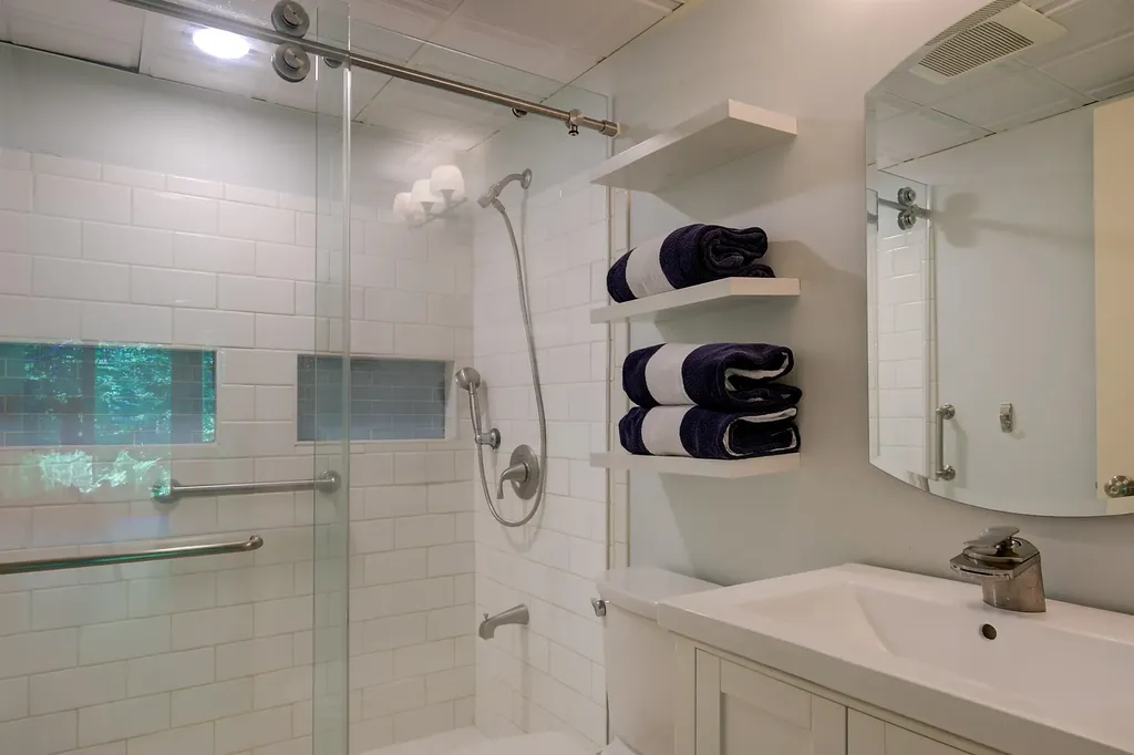 24 Amars Place Conway NH 03818