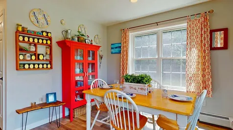 84 Dubuque Drive Grand Isle VT 05458