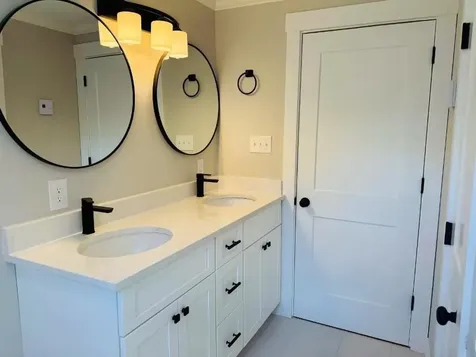 243 Second Crown Point Road Barrington NH 03825