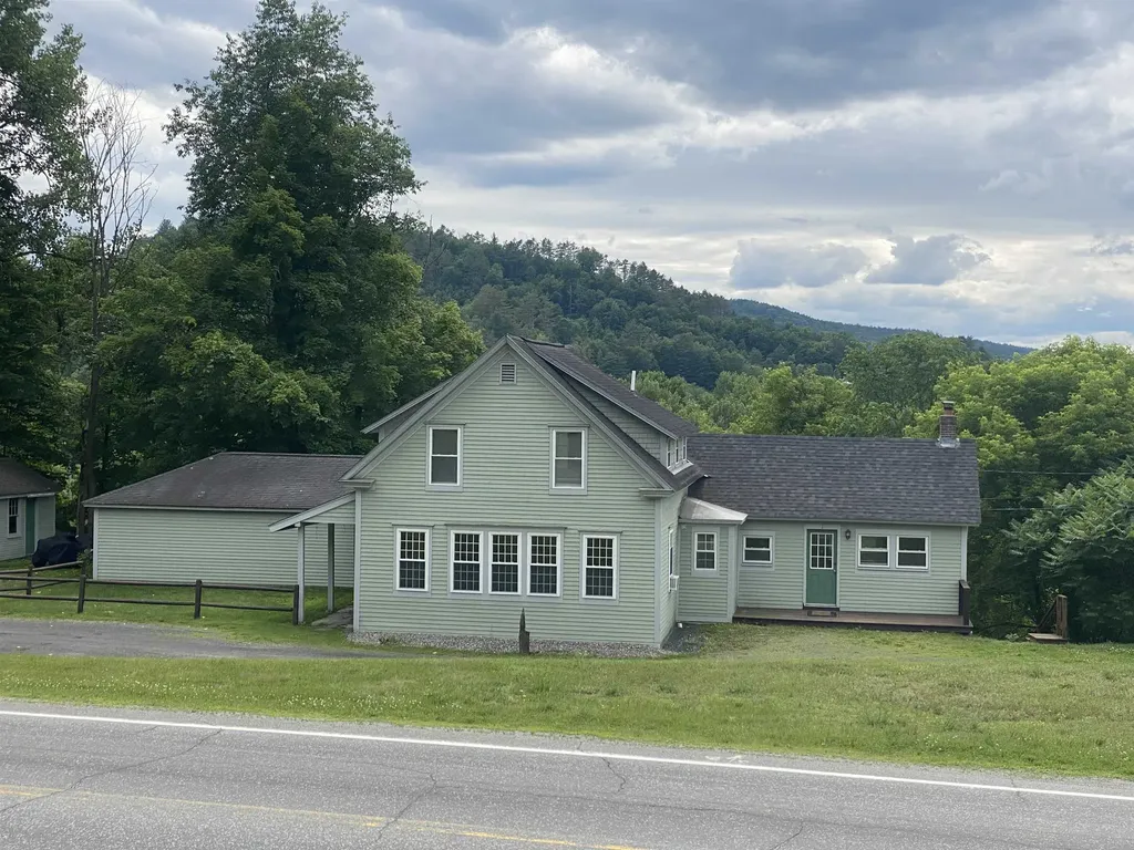 5863 Vt Route 14 Royalton VT 05068