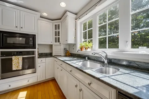 159 Peppermint Street Goffstown NH 03045