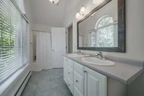 159 Peppermint Street Goffstown NH 03045