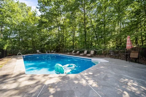 159 Peppermint Street Goffstown NH 03045