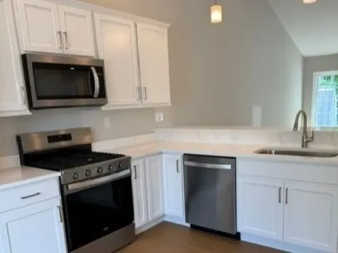 54B Sunset Ridge Epping NH 03042