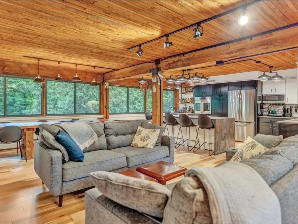 122 Redrock Drive Burlington VT 05401