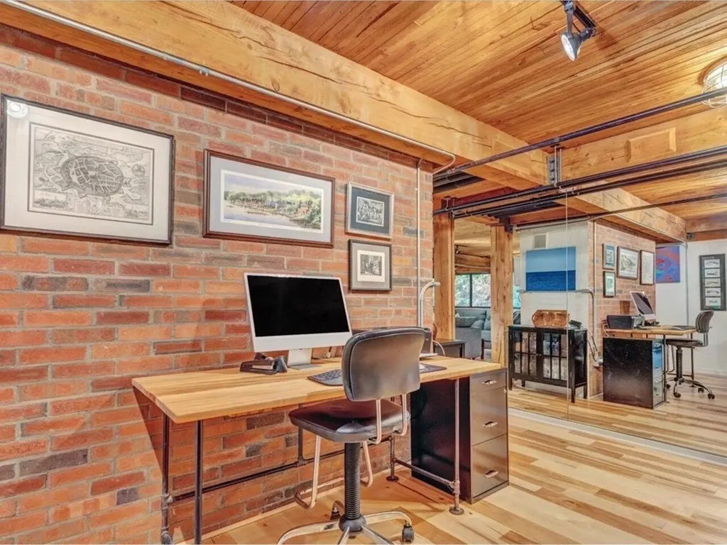 122 Redrock Drive Burlington VT 05401
