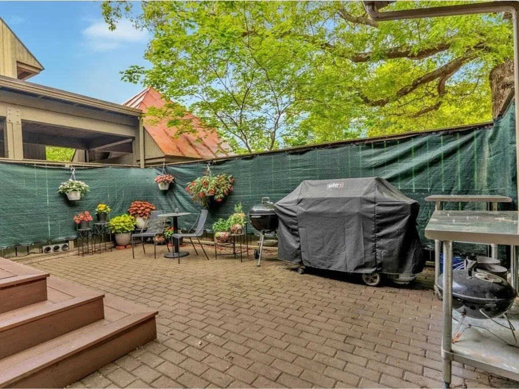 122 Redrock Drive Burlington VT 05401