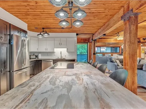 122 Redrock Drive Burlington VT 05401