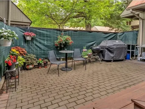 122 Redrock Drive Burlington VT 05401