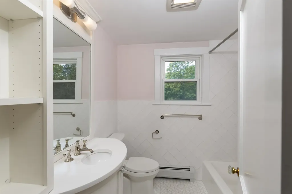 55 Crafts Avenue Lebanon NH 03784