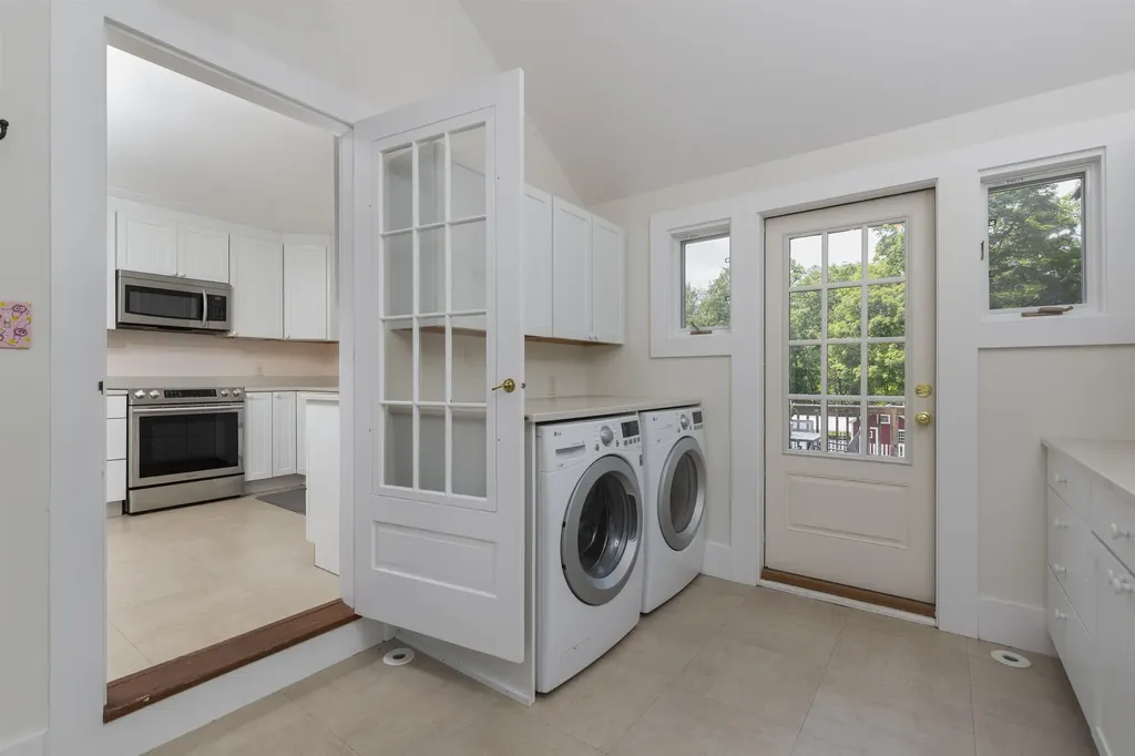 55 Crafts Avenue Lebanon NH 03784