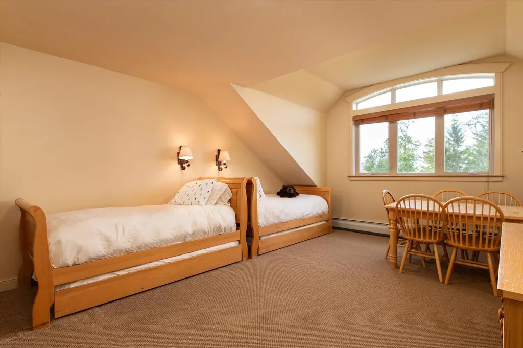 51 Alpine Way Ludlow VT 05149