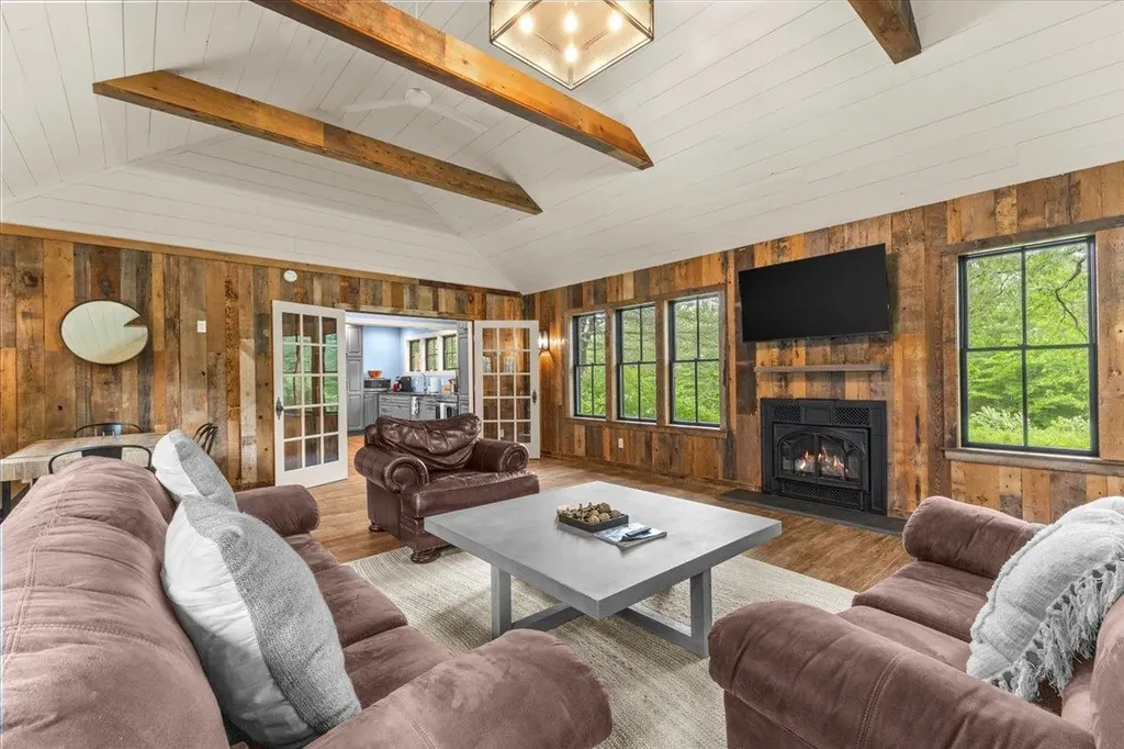 235 Lower Sanborn Road Stowe VT 05672