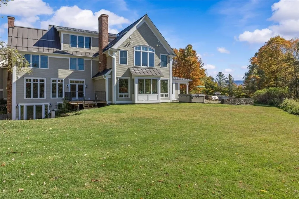 235 Lower Sanborn Road Stowe VT 05672